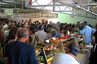 Ap�ritif de bienvenue au march� de Bourcefranc-Le Chapus