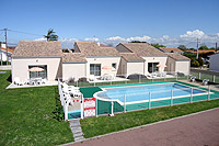 Piscine chauff�e relook�e !